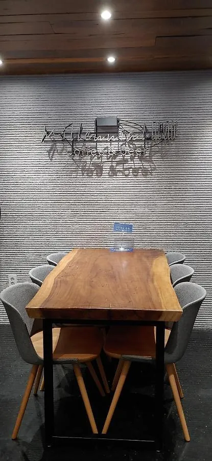 Kozayo Hongdae Hostel Seúl Corea del Sur