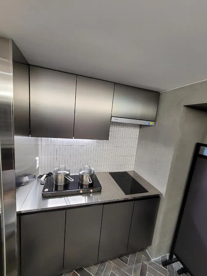 Kozayo Hongdae Hostel Seul